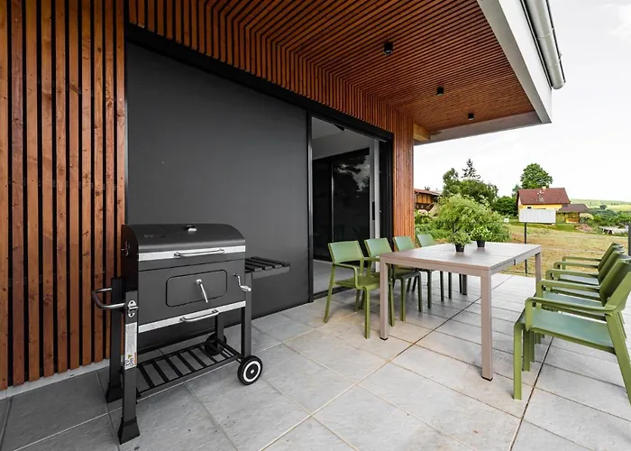 Panorama Domasa Valkov